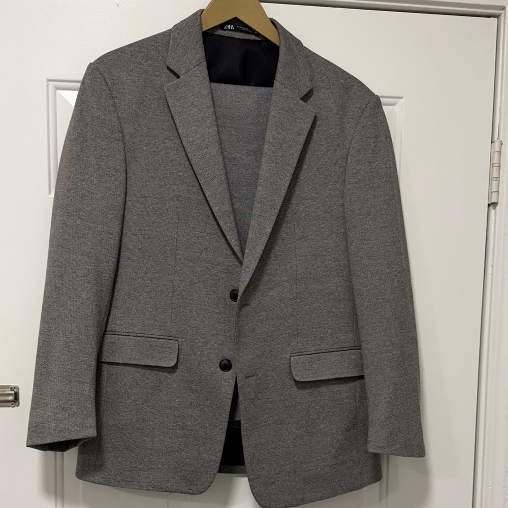 Zara Charcoal Gray Men's Suit